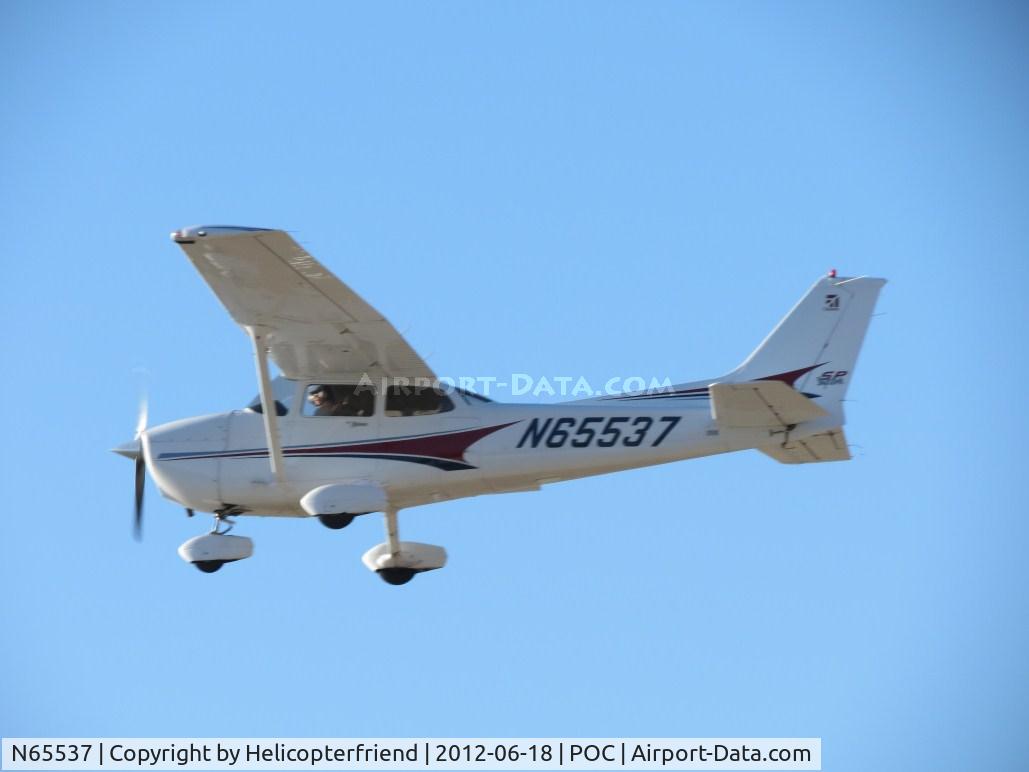 N65537, 2004 Cessna 172S C/N 172S9726, Lifting off from 26L and climbing out westbound