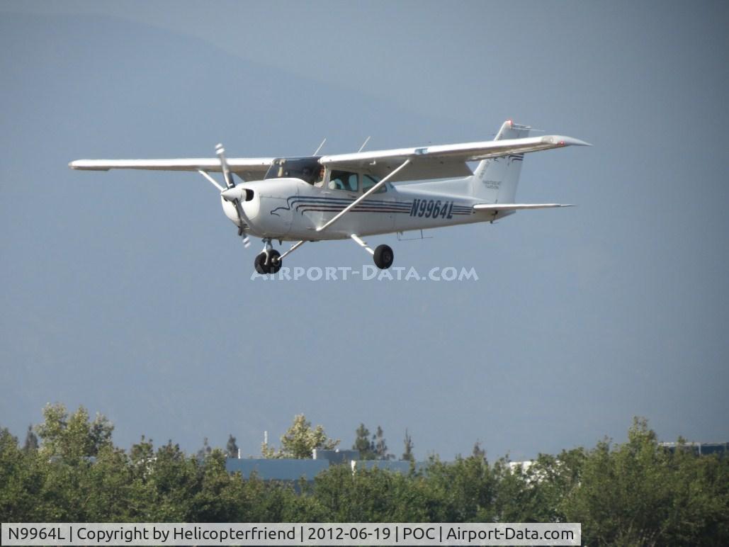 N9964L, 1986 Cessna 172P C/N 17276652, High final for 26L