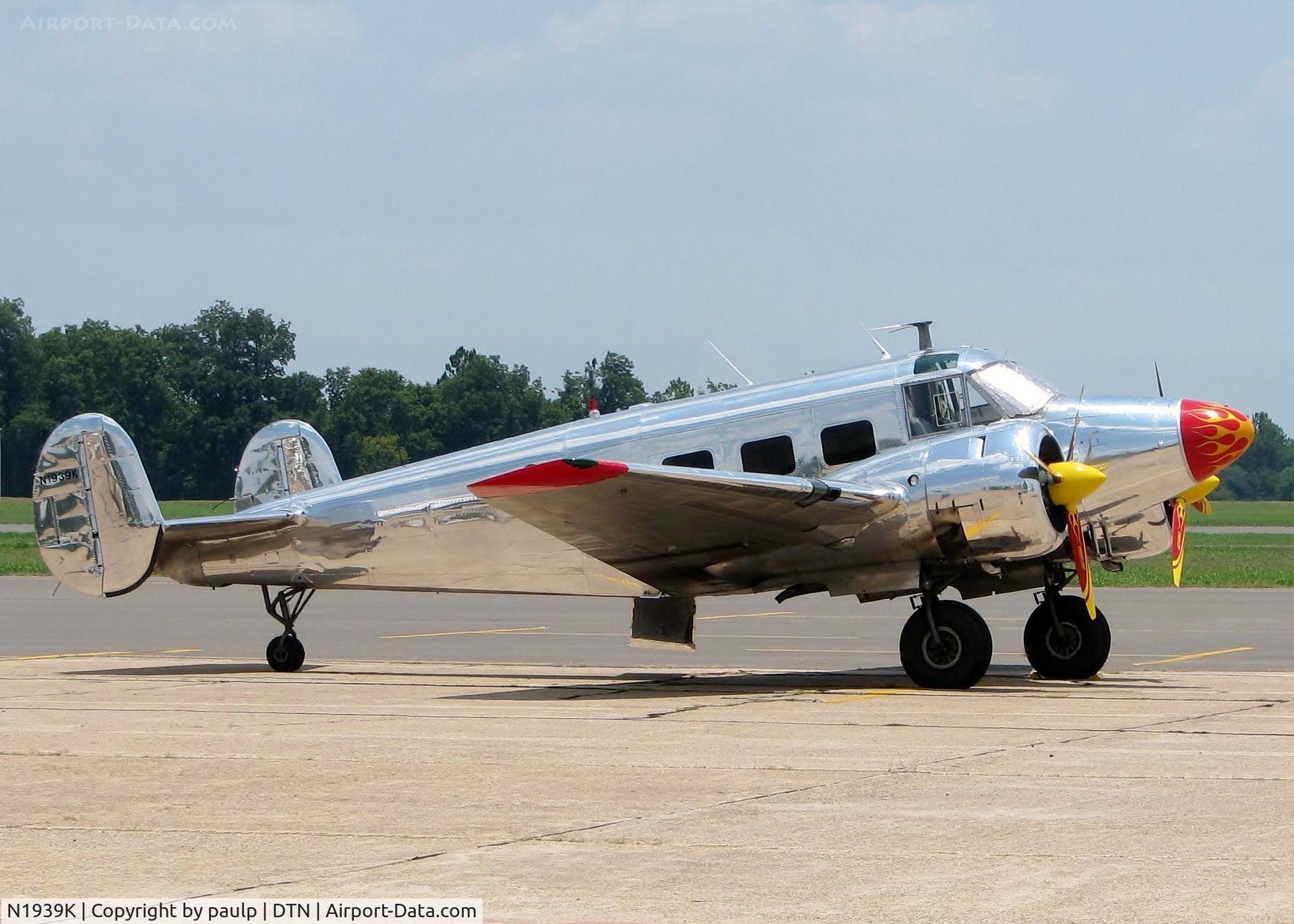 N1939K, 1959 Beech E18S-9700 C/N BA-403, At Downtown Shreveport.