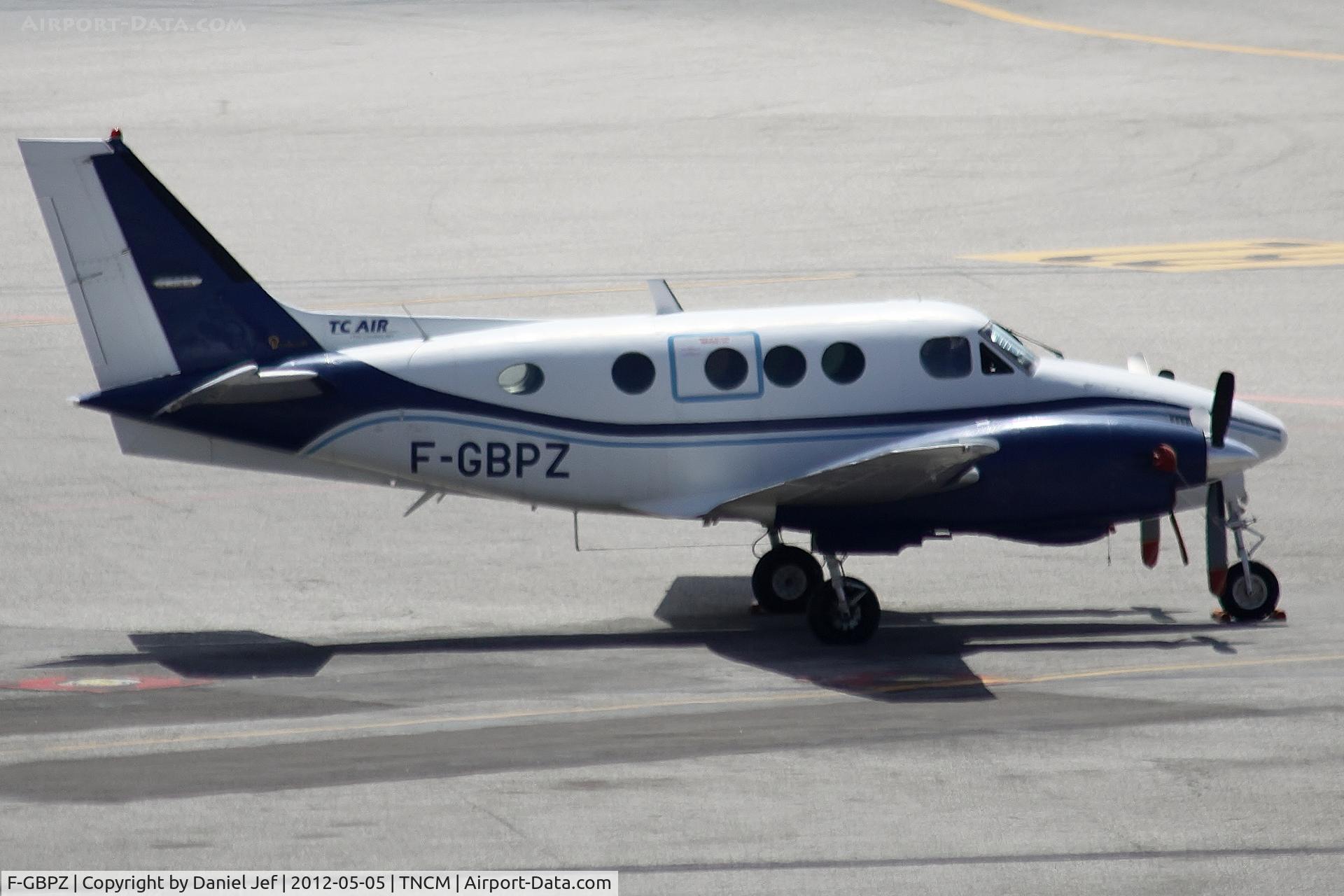 F-GBPZ, 1979 Beech C90 King Air C/N LJ-860, F-GBPZ