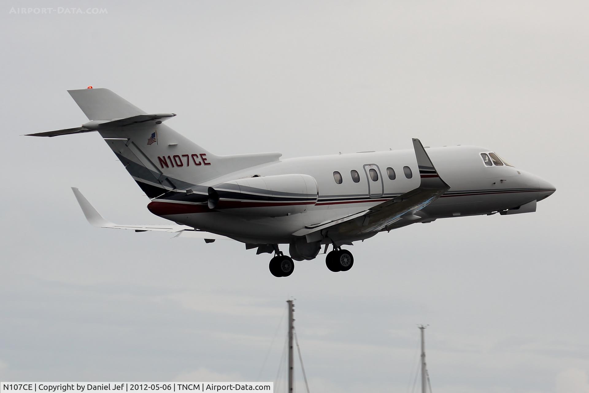 N107CE, 2002 Raytheon Hawker 800XP C/N 258584, N107CE