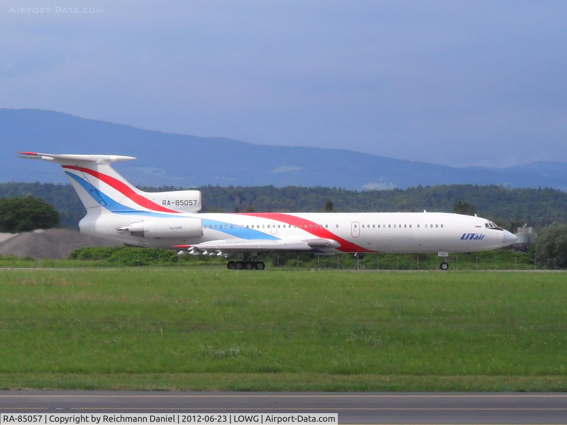 RA-85057, 1989 Tupolev Tu-154M C/N 07A1001, Last year i catched her in with Sout East Airlines Title, this year its UTair :)) lovely
