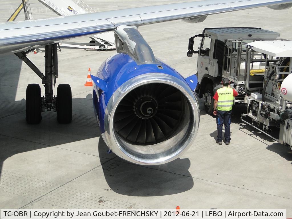 TC-OBR, 1999 Airbus A321-131 C/N 1008, refuelling to Bodrum