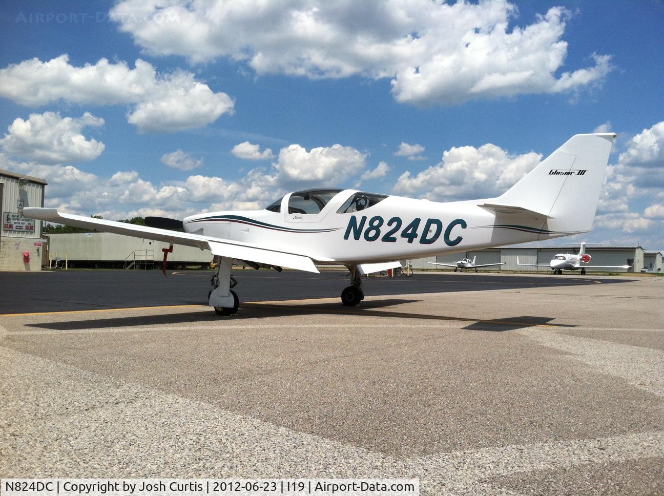 N824DC, 1994 Stoddard-Hamilton Glasair III C/N 3232, On the Ramp at i19 MacAir Aviation
