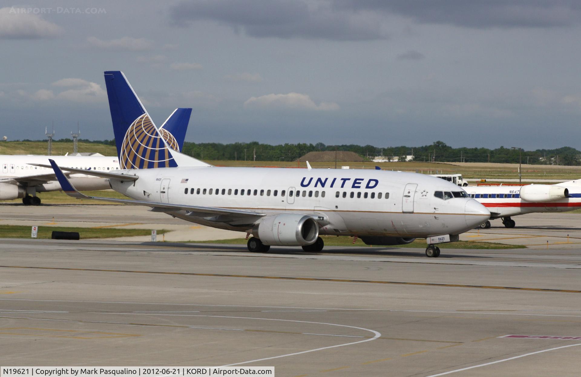 N19621, 1994 Boeing 737-524 C/N 27334, Boeing 737-500
