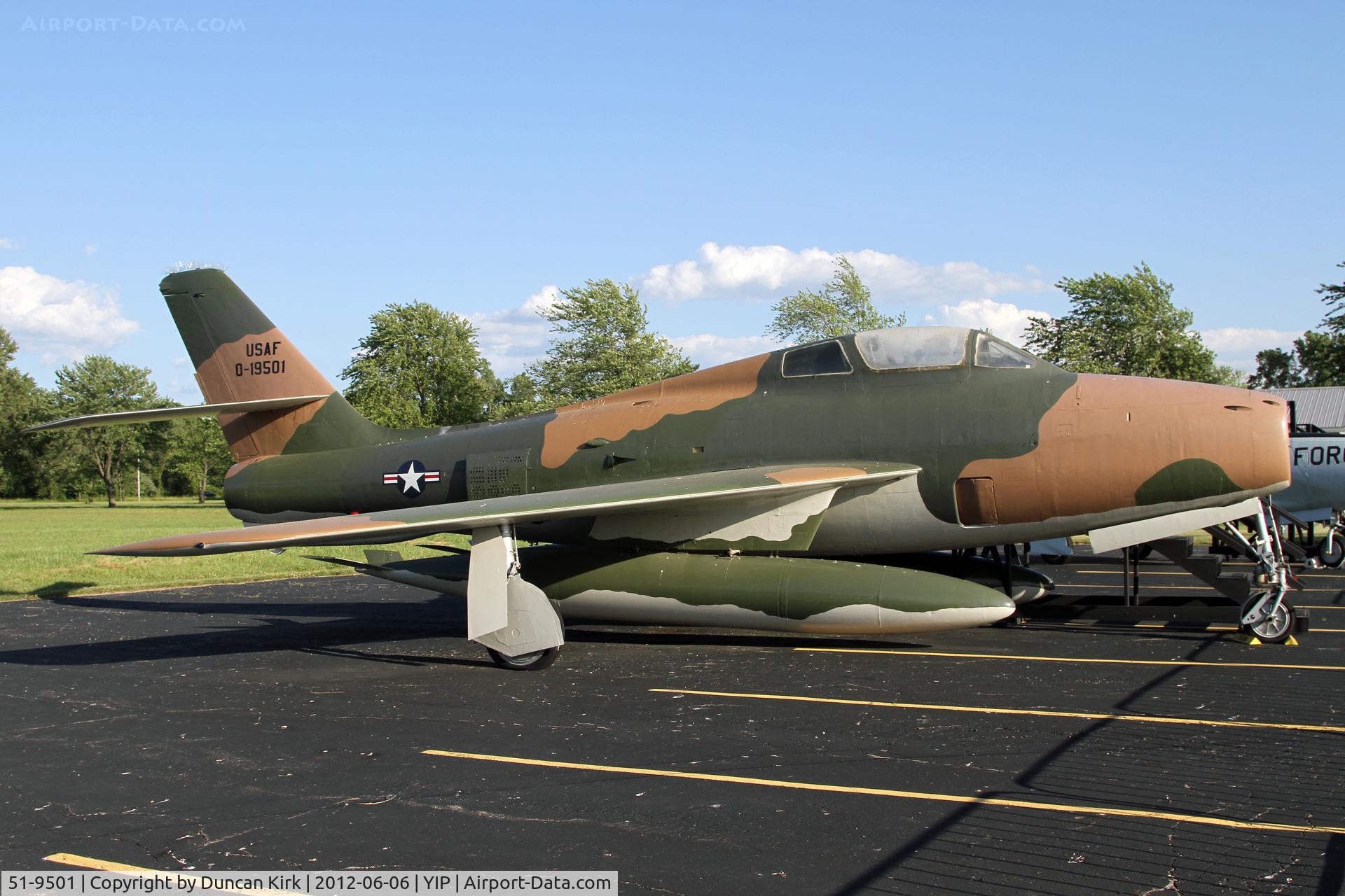 51-9501, 1951 General Motors F-84F Thunderstreak C/N Not found 51-9501, Yankee Air Museum exhibit