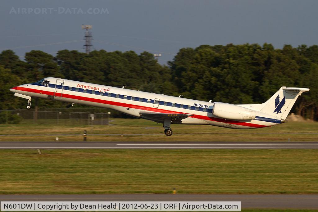 N601DW, 1998 Embraer ERJ-145LR (EMB-145LR) C/N 145046, American Eagle N601DW (FLT EGF3522) departing RWY 5 en route to Miami International Airport (KMIA). You can see the masking where it used to say American Connection instead of American Eagle.