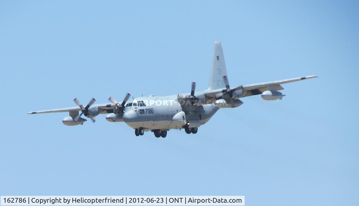 162786, 1983 Lockheed KC-130T Hercules C/N 382-5011, Dropping the nose and preparing to land