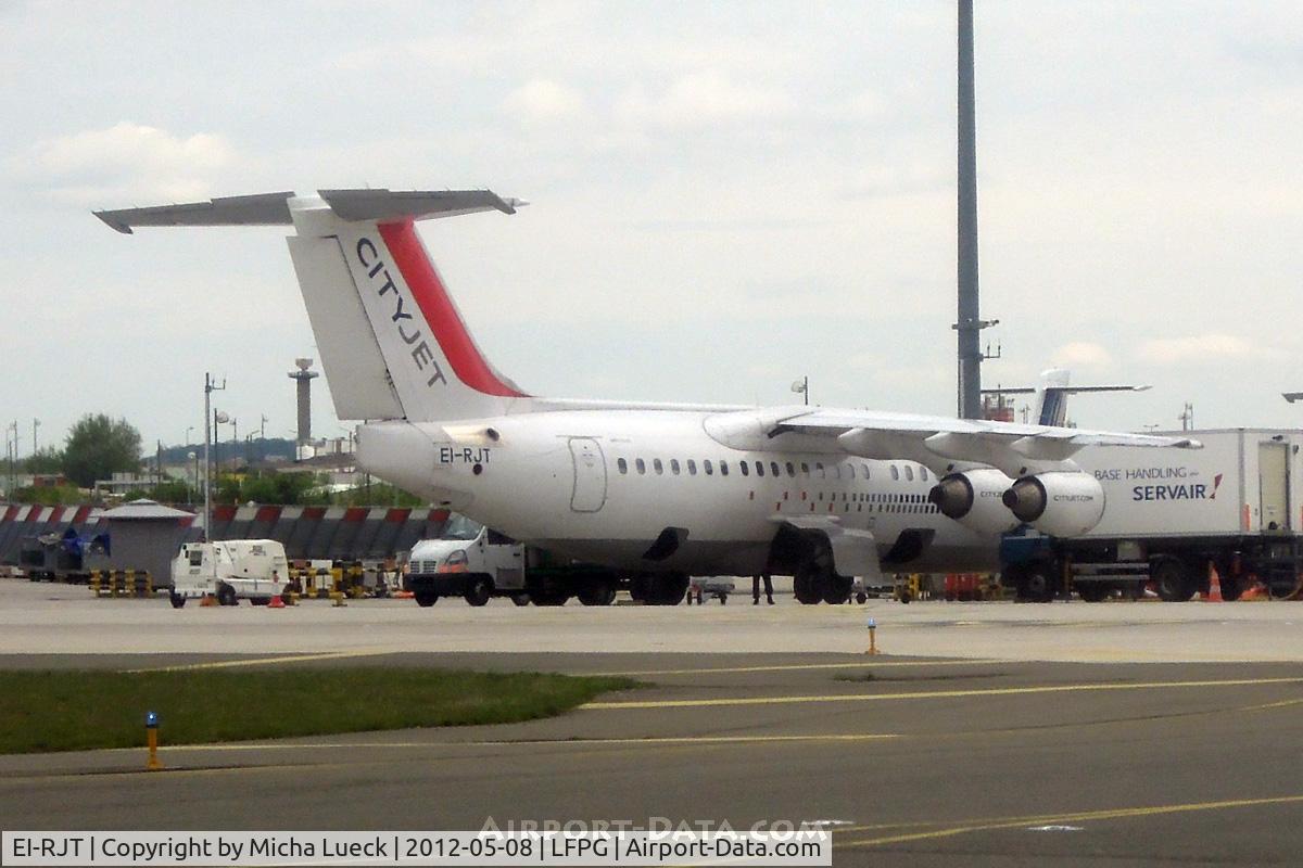 EI-RJT, 2000 British Aerospace Avro 146-RJ85A C/N E2366, At Charles de Gaulle