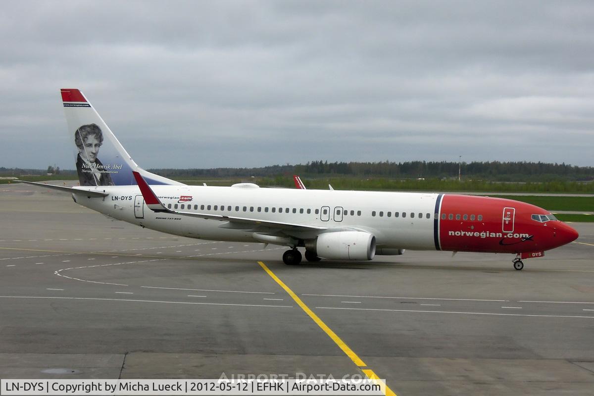 LN-DYS, 2011 Boeing 737-8JP C/N 39007, At Helsinki