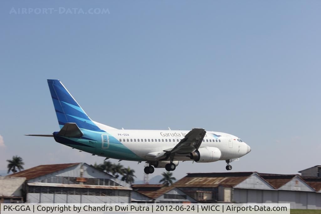 PK-GGA, 1997 Boeing 737-5U3 C/N 28726, Have A New Nose.