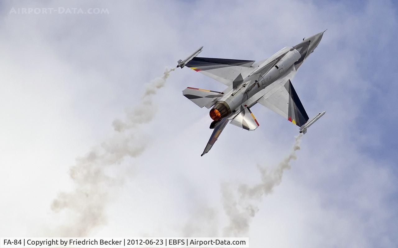 FA-84, 1980 SABCA F-16AM Fighting Falcon C/N 6H-84, flying display