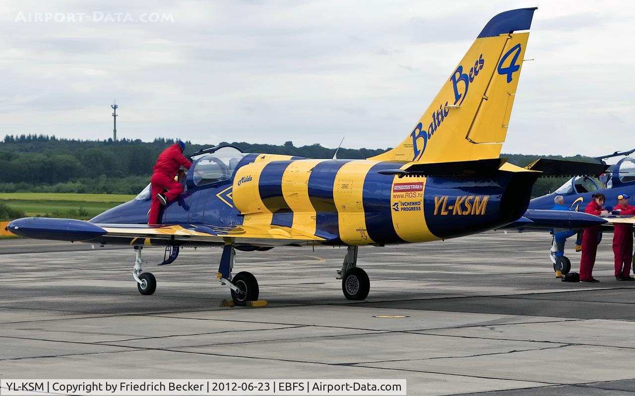 YL-KSM, Aero L-39C Albatros C/N 834472, Baltic Bees No.4 prepares for a training mission