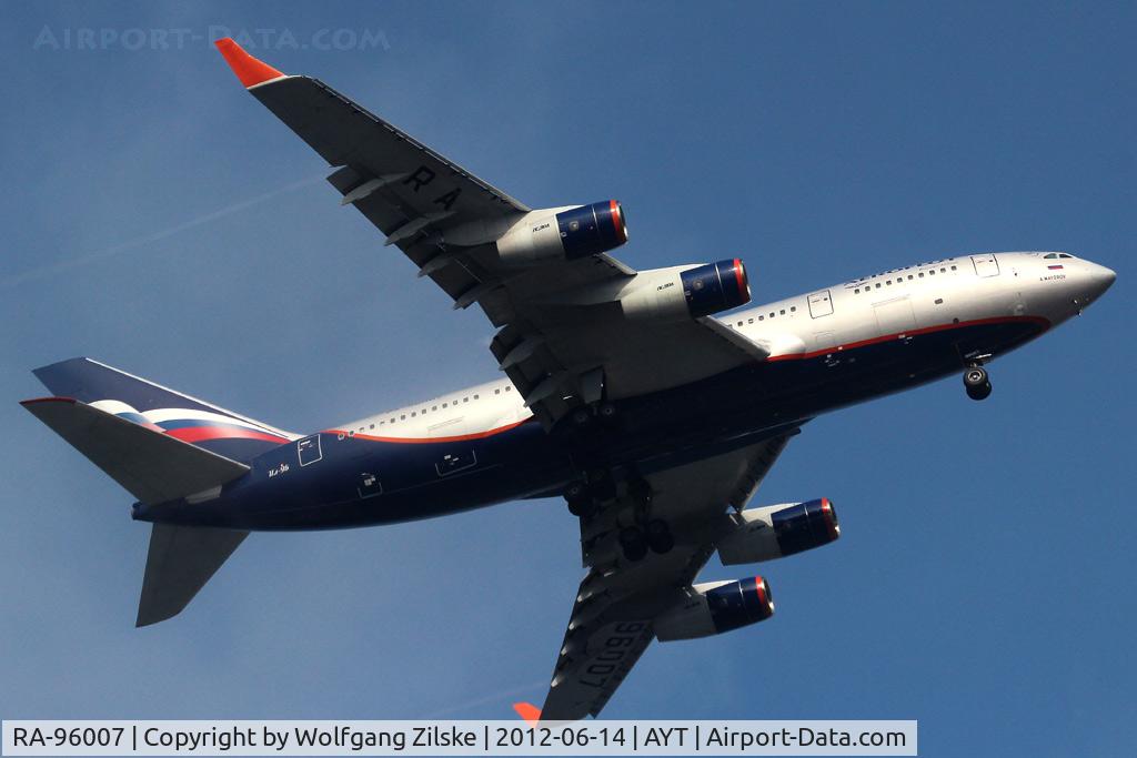 RA-96007, 1992 Ilyushin Il-96-300 C/N 74393201004, visitor