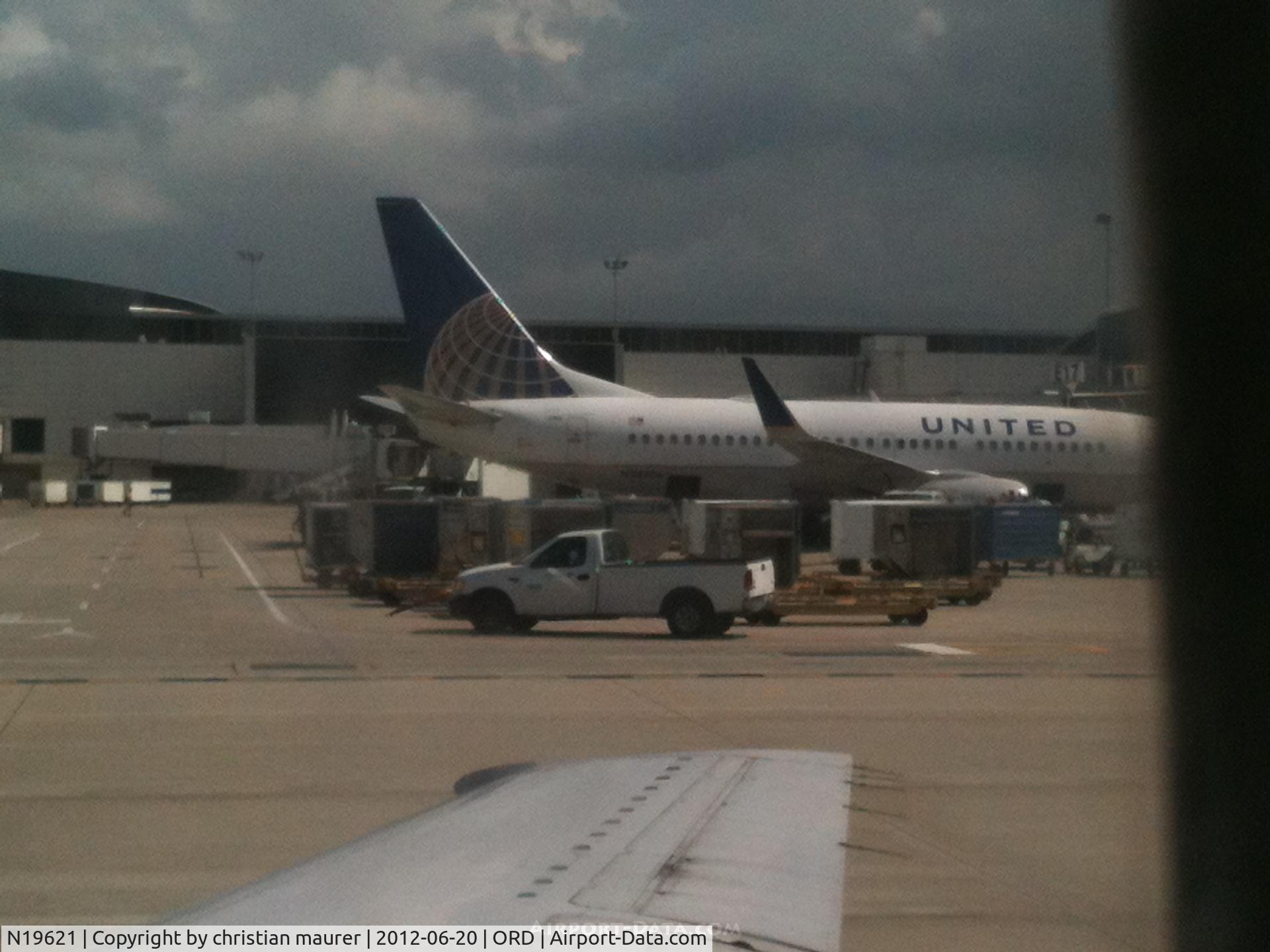 N19621, 1994 Boeing 737-524 C/N 27334, 737-524