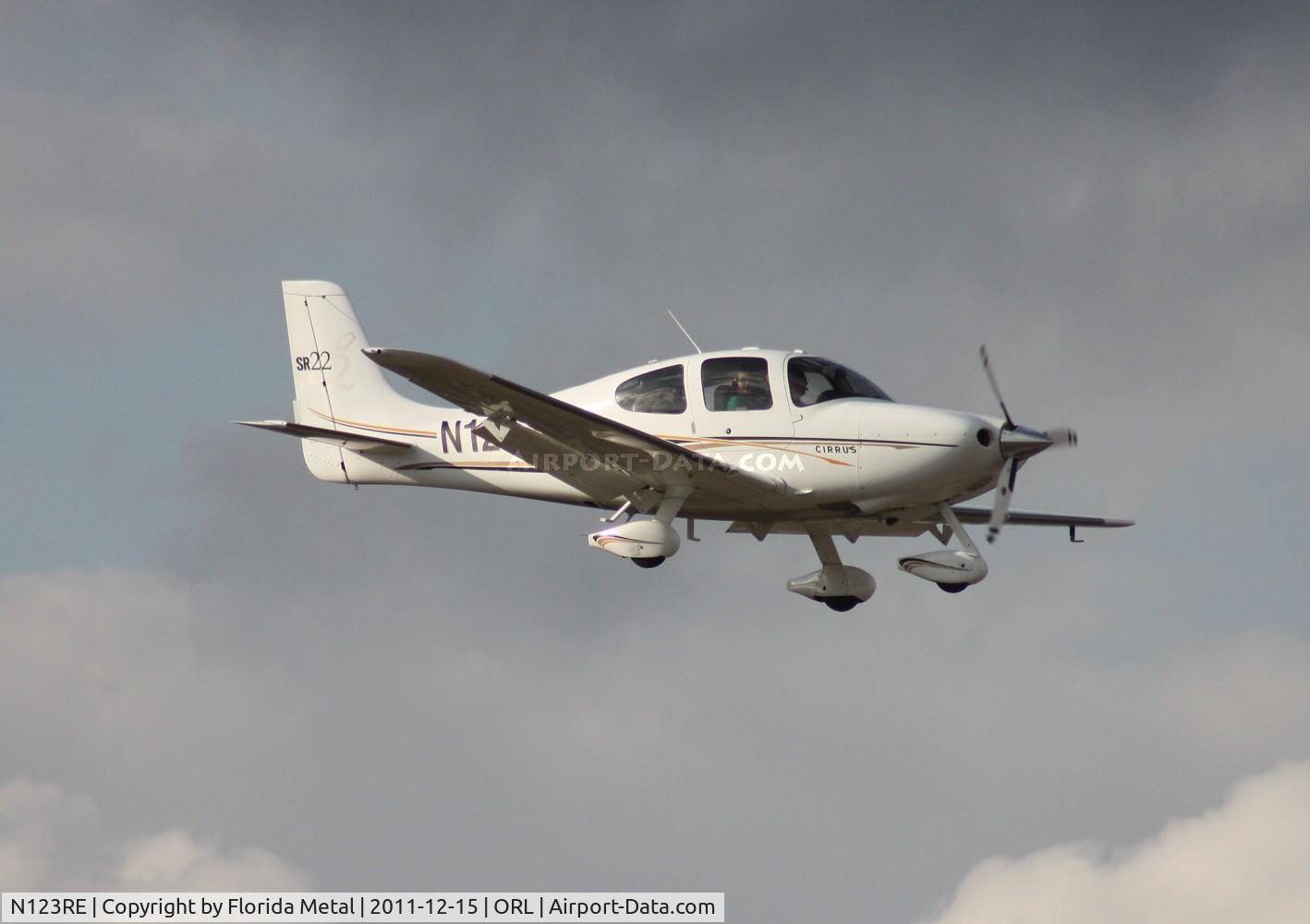 N123RE, 2004 Cirrus SR22 G2 C/N 1051, Cirrus SR22