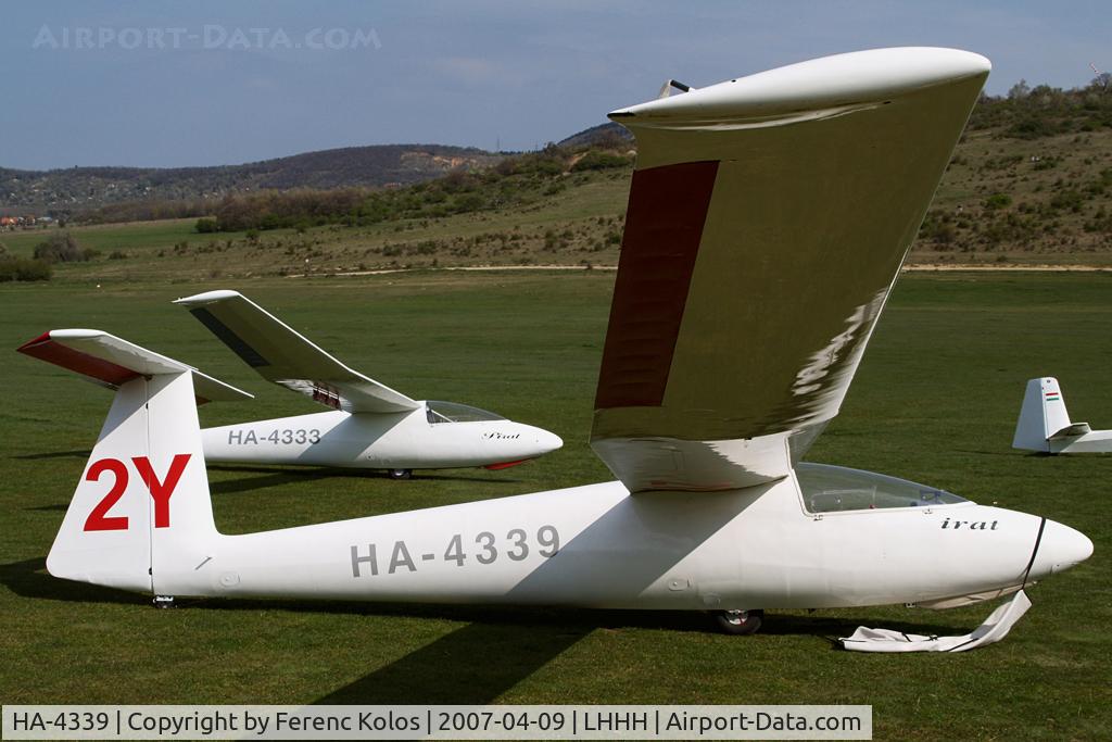 HA-4339, 1976 PZL-Bielsko SZD-30 Pirat C/N S-05.39, Hármashatárhegy