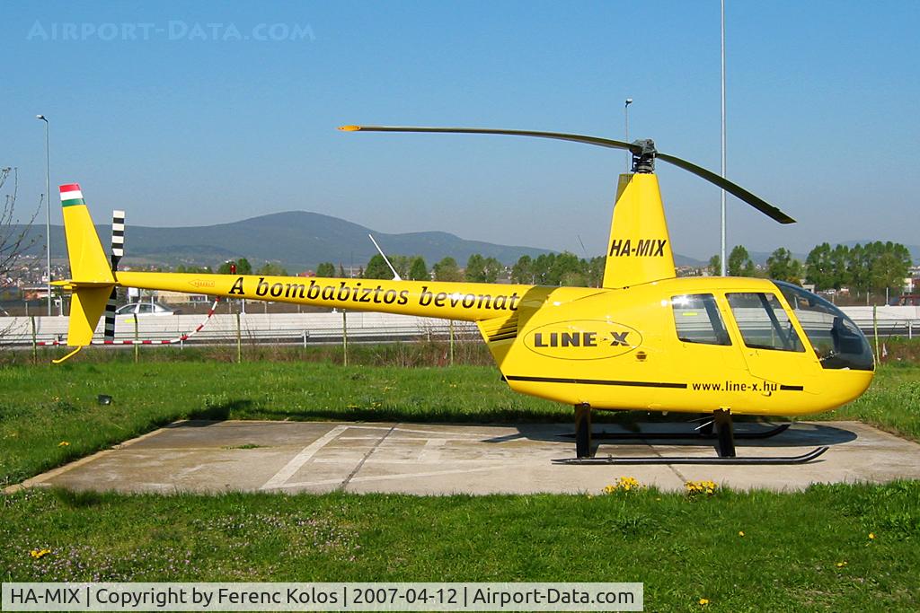 HA-MIX, 1999 Robinson R44 Astro C/N 0650, Budakalász