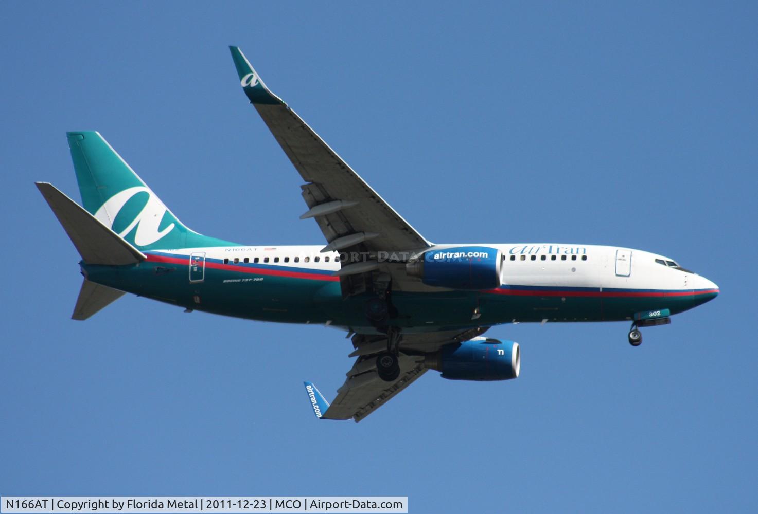 N166AT, 2004 Boeing 737-7BD C/N 33917, Air Tran 737