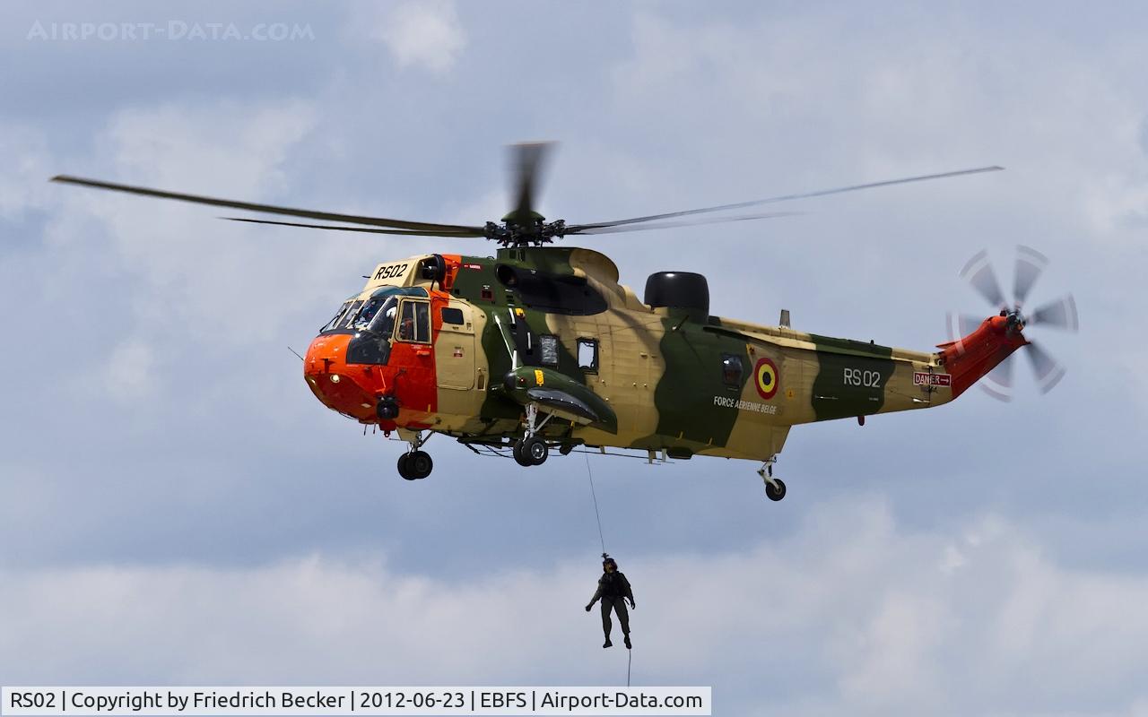 RS02, 1976 Westland Sea King Mk.48 C/N WA832, flying display