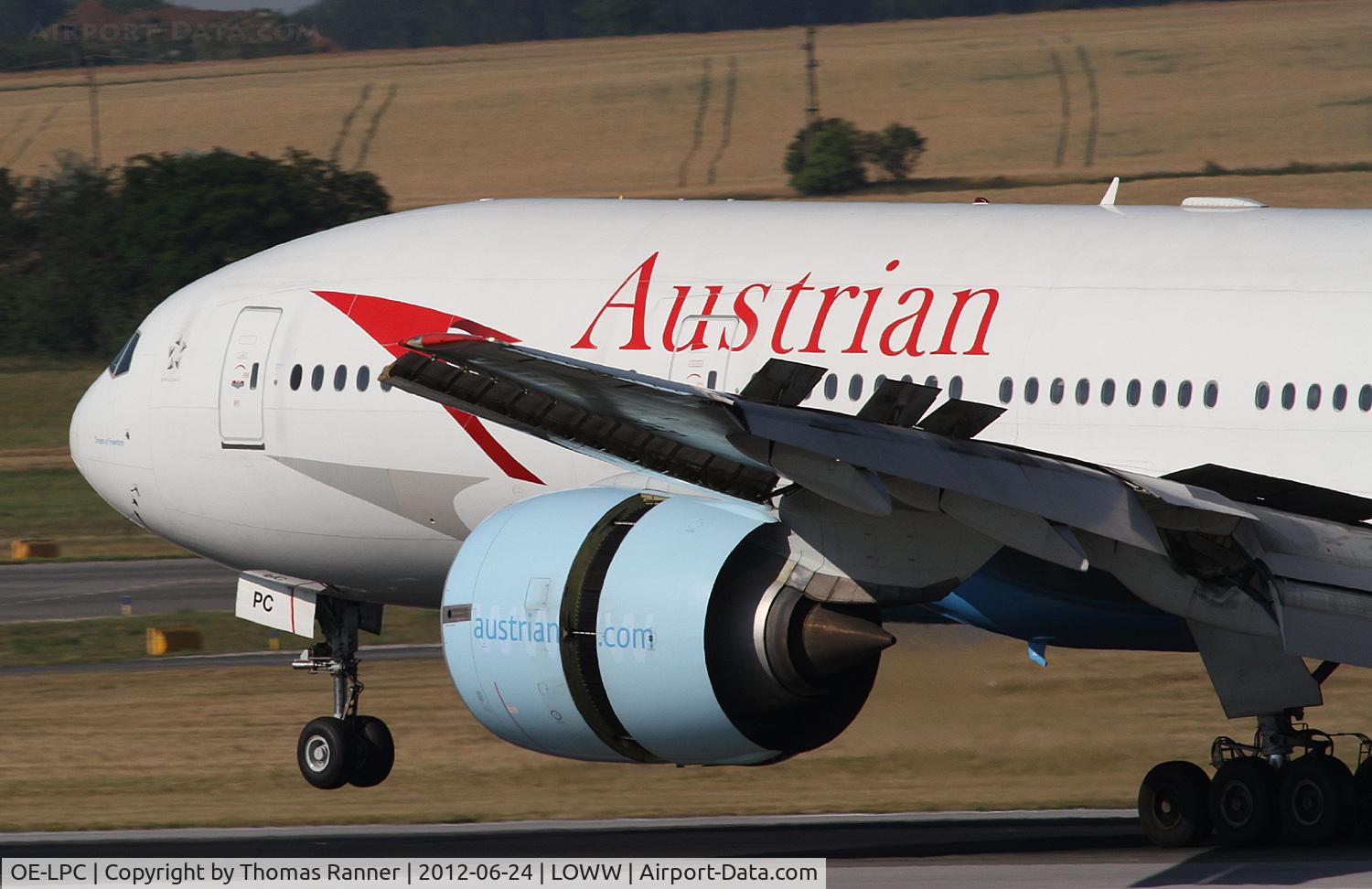 OE-LPC, 2002 Boeing 777-2Z9/ER C/N 29313, Austrian Airlines Boeing 777