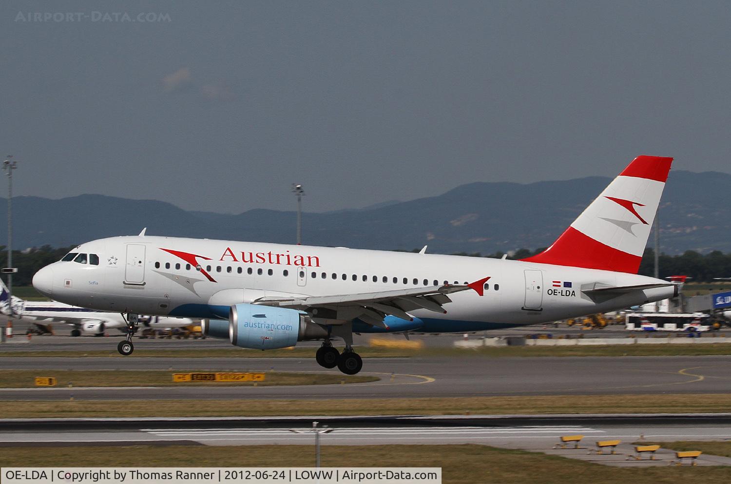 OE-LDA, 2004 Airbus A319-112 C/N 2131, Austrian Airlines Airbus A319