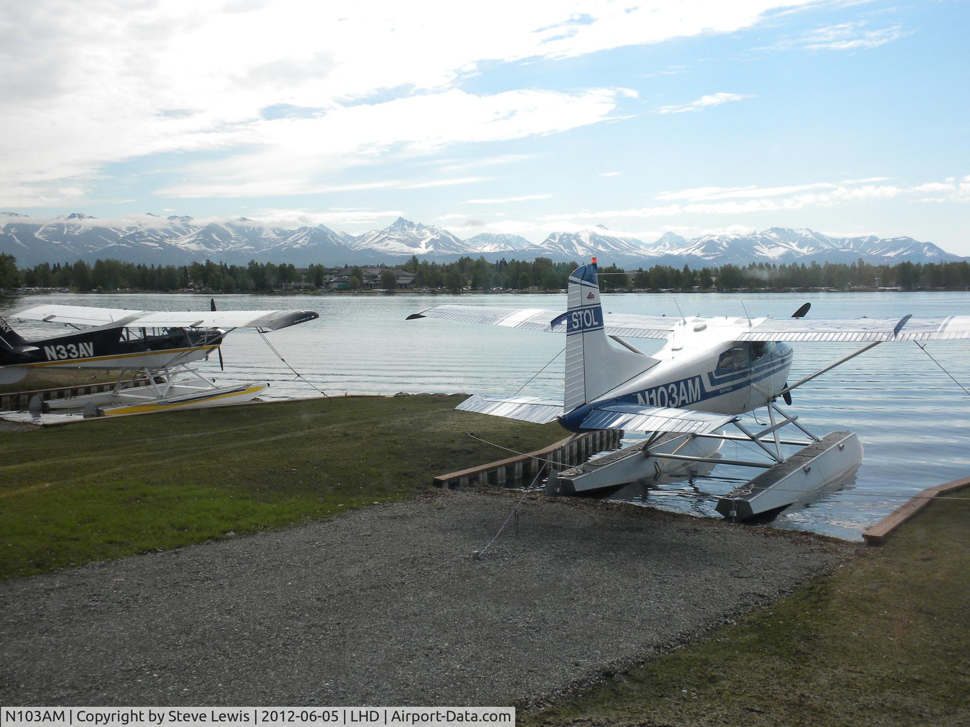 N103AM, 1974 Cessna A185F Skywagon 185 C/N 18502615, Taken through the window of the Anchorage Trolley tour.