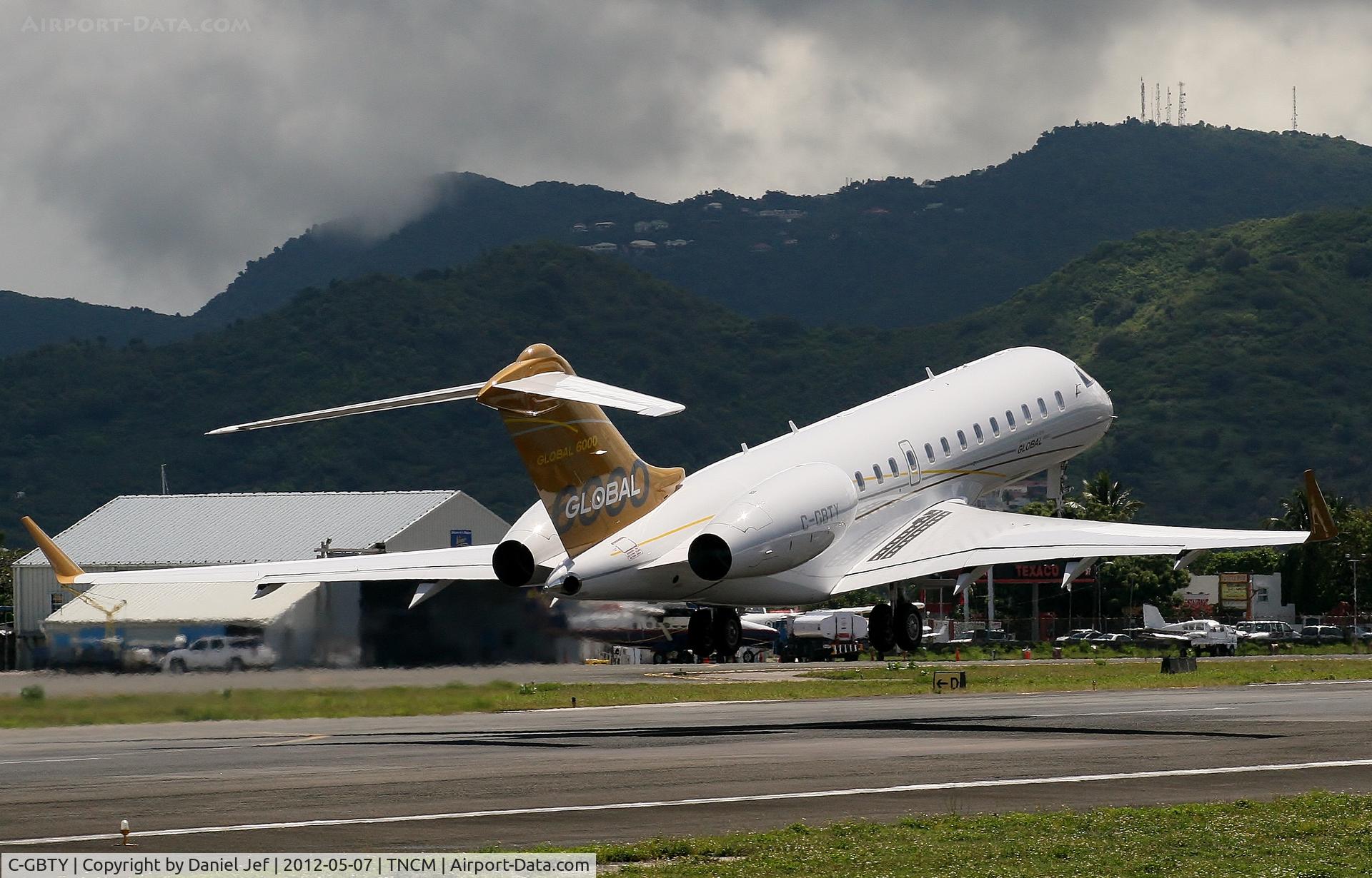 C-GBTY, 2012 Bombardier Global 6000 (BD-700-1A10) C/N 9381, C-GBTY