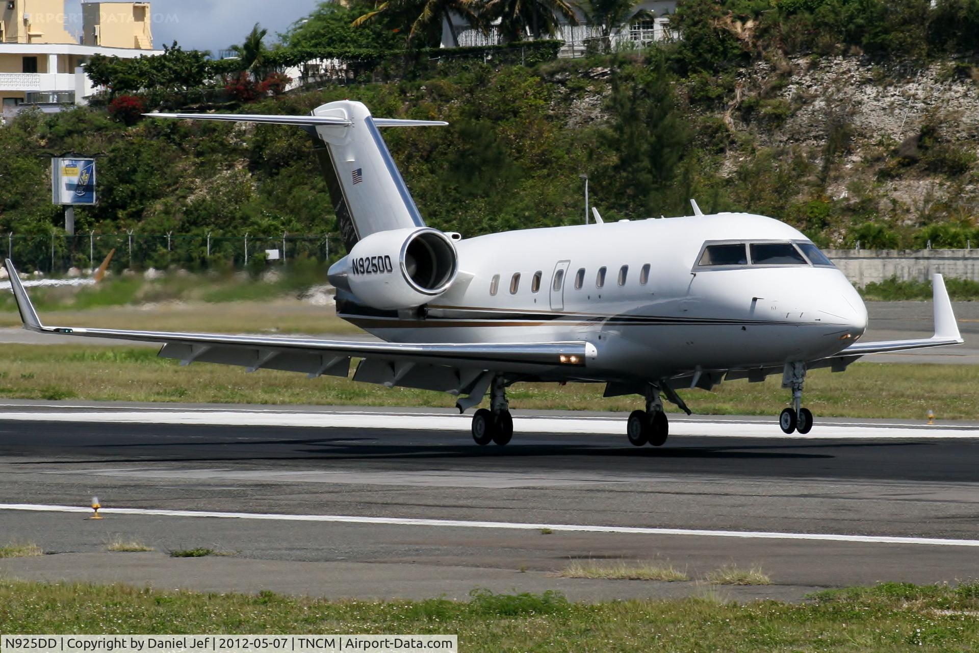 N925DD, 1994 Canadair Challenger 601-3R (CL-600-2B16) C/N 5170, N925DD