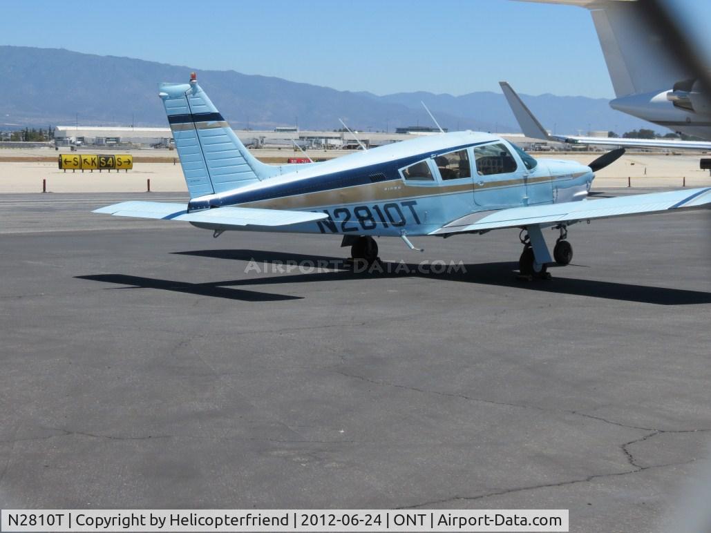 N2810T, 1972 Piper PA-28R-200 C/N 28R-7235137, Parked on the southside