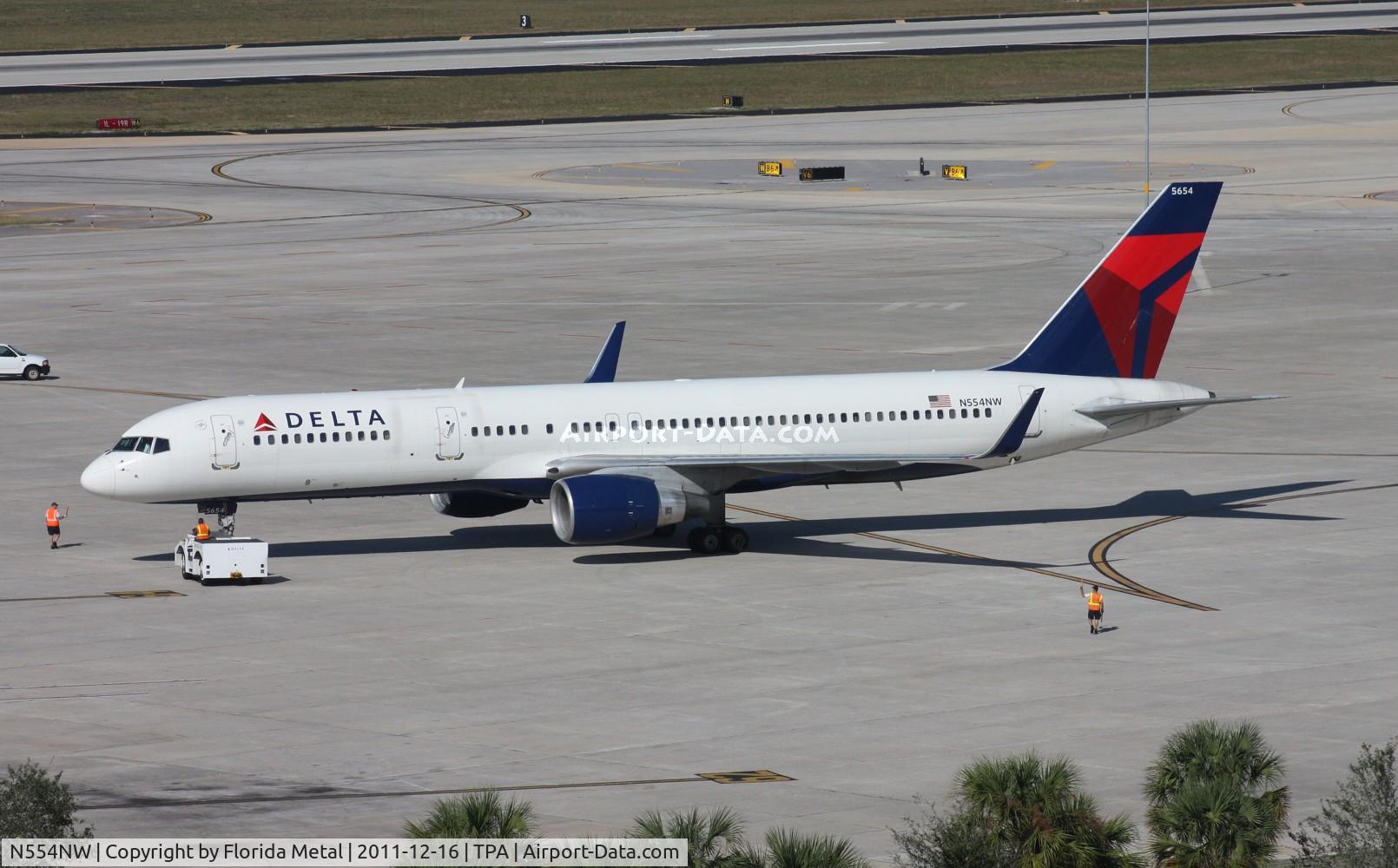 N554NW, 2001 Boeing 757-251 C/N 26501, Delta 757