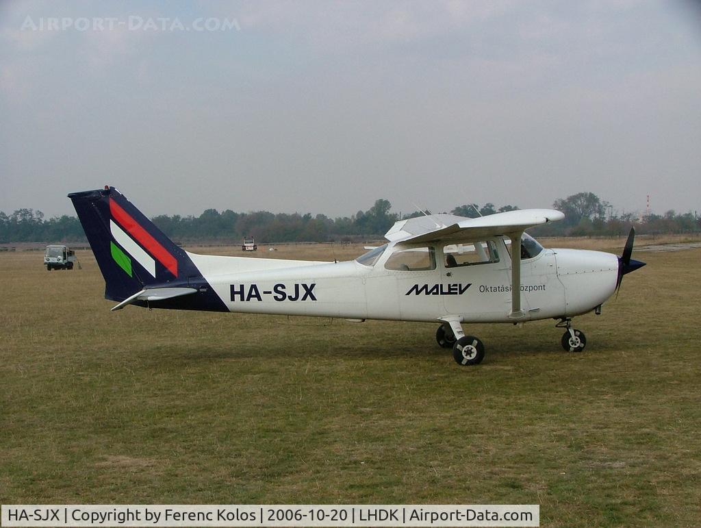 HA-SJX, 1978 Cessna 172N C/N 17270653, Dunakeszi
