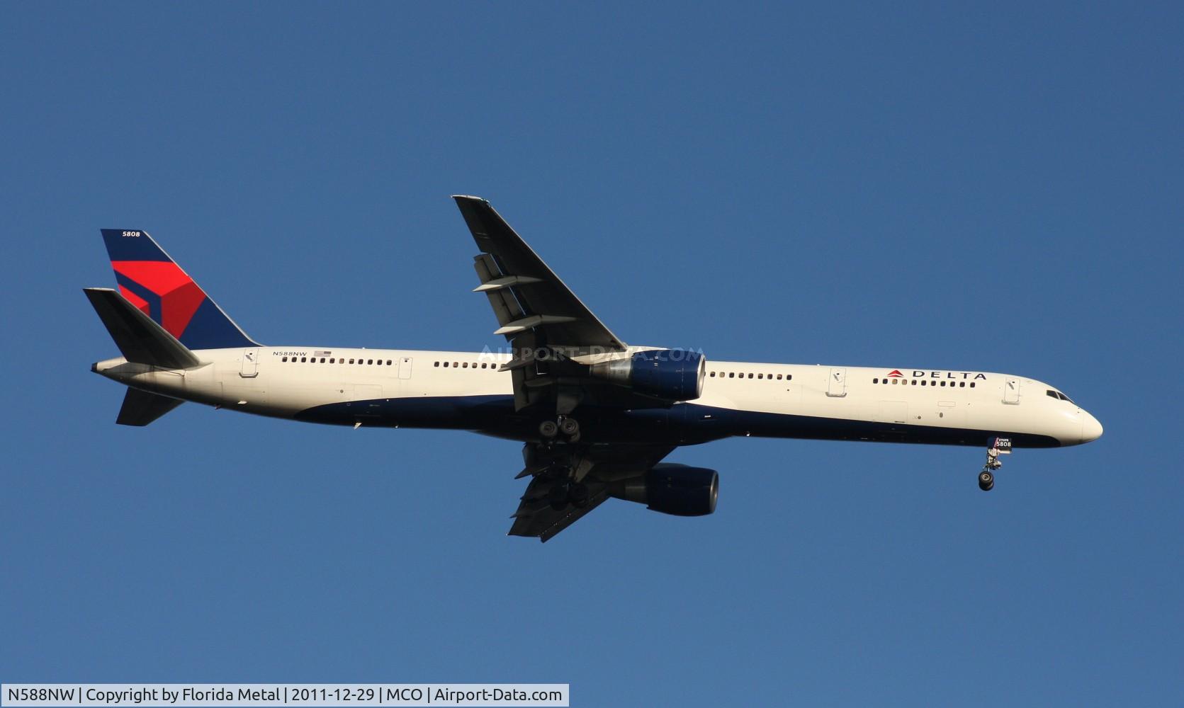 N588NW, 2003 Boeing 757-351 C/N 32988, Delta 757-300