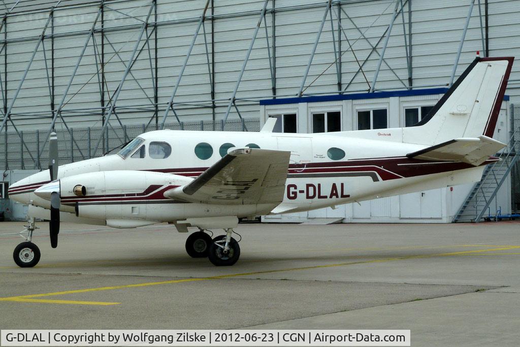 G-DLAL, 1976 Beech E90 King Air C/N LW-187, visitor