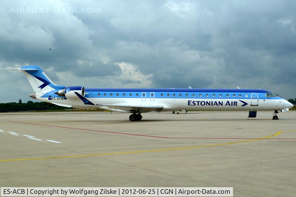ES-ACB, 2010 Bombardier CRJ-900ER (CL-600-2D24) C/N 15261, visitor