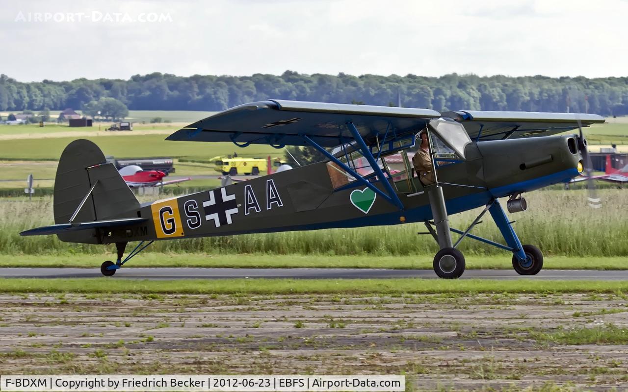 F-BDXM, Morane-Saulnier MS-506L Criquet C/N 635, taxying to the flightline