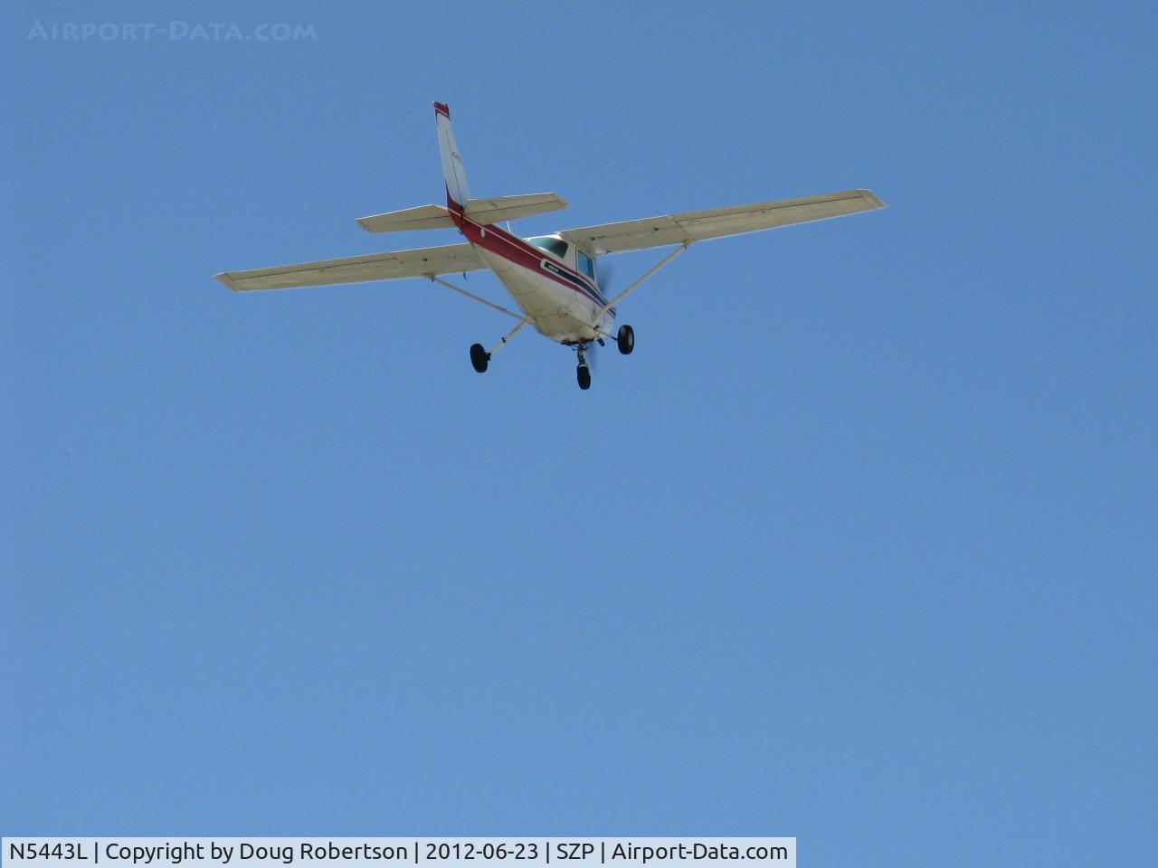 N5443L, 1980 Cessna 152 C/N 15284315, 1980 Cessna 152, Lycoming O-235 115 Hp, takeoff climb Rwy 22