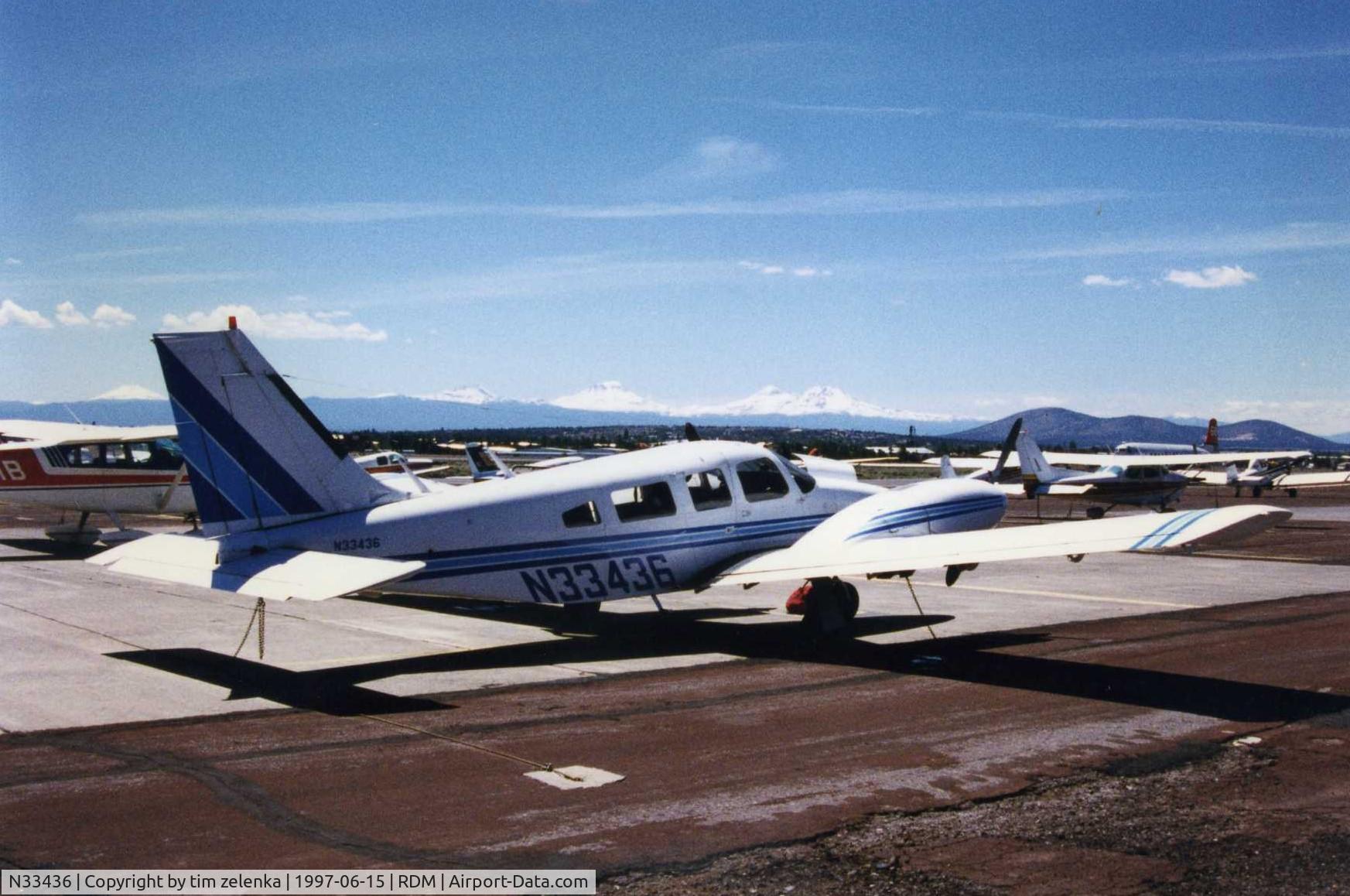 N33436, 1975 Piper PA-34-200T C/N 34-7570120, summer 1997 redmond oregon