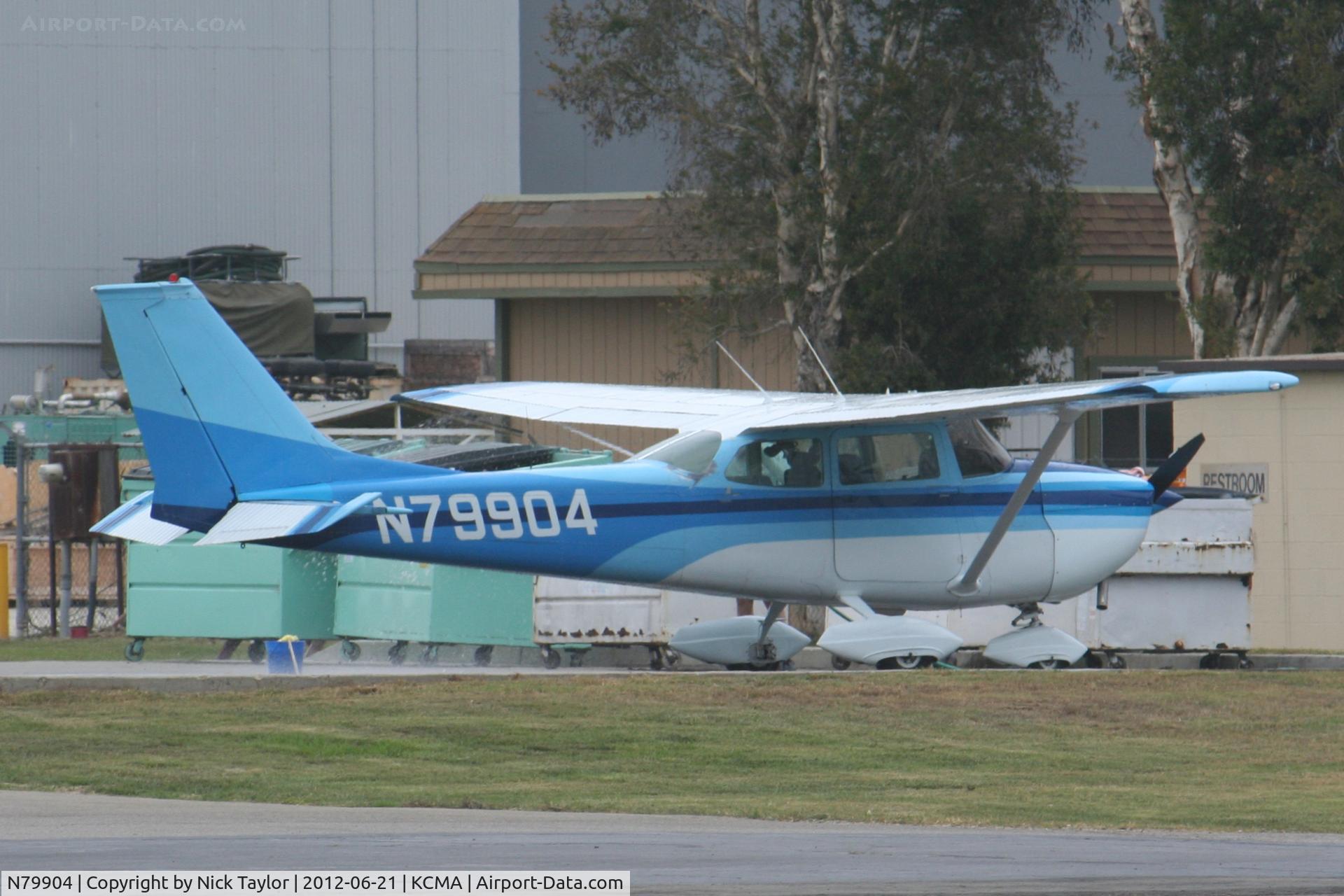 N79904, 1969 Cessna 172K Skyhawk C/N 17258238, At the wash rack