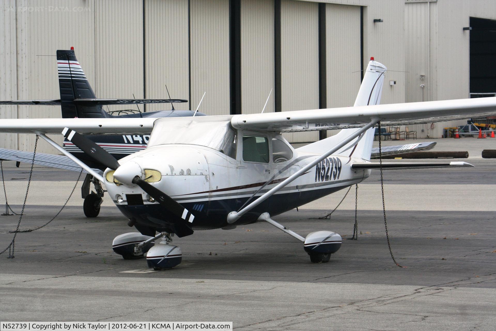 N52739, 1974 Cessna 182P Skylane C/N 18262810, Parked by the wash rack