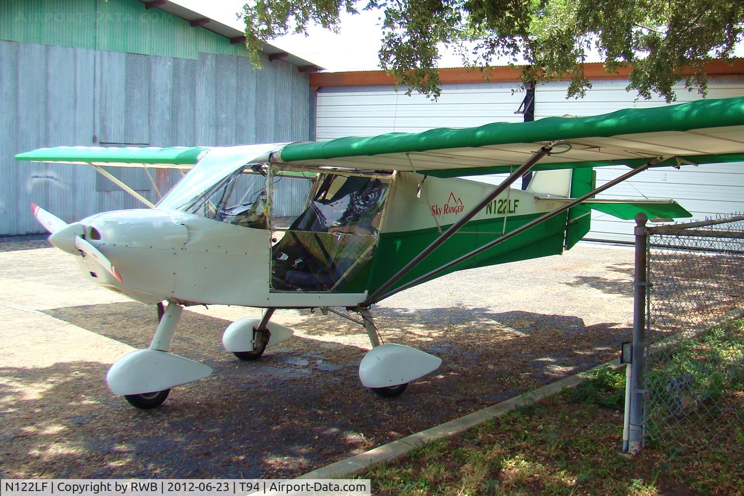 N122LF, Skyranger II C/N SKR0603698, Parked