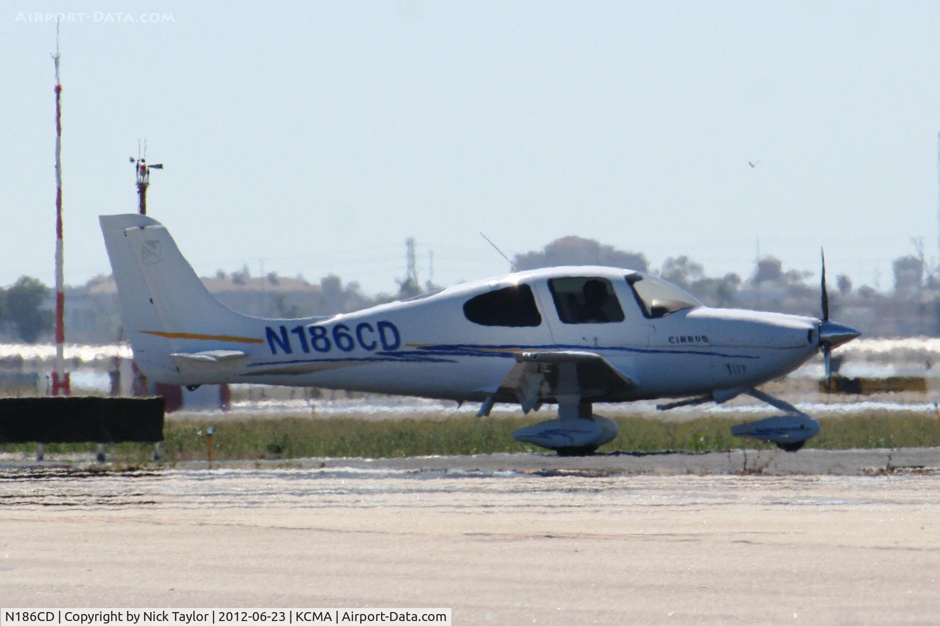 N186CD, 2000 Cirrus SR20 C/N 1094, Taxi out