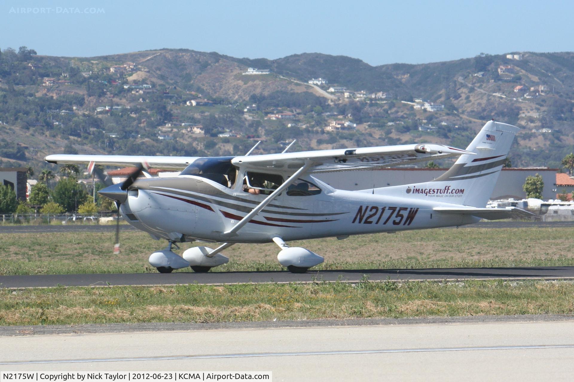 N2175W, 2005 Cessna T182T Turbo Skylane C/N T18208463, Taxiing for departure