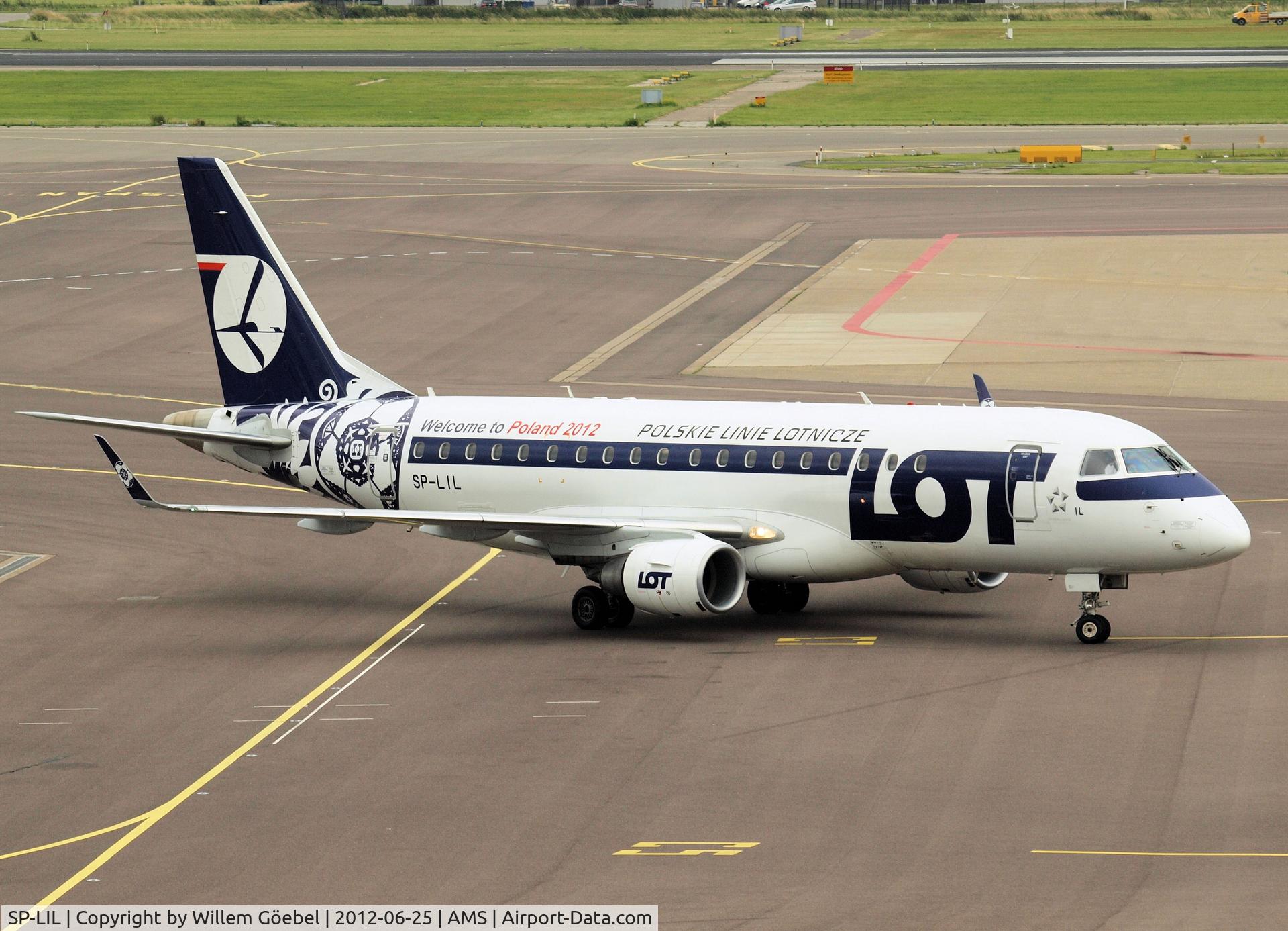 SP-LIL, 2010 Embraer 175LR (ERJ-170-200LR) C/N 17000306, Taxi to his gate on Schiphol Airport
