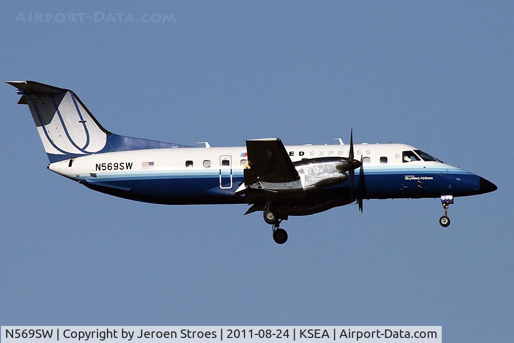 N569SW, 1998 Embraer EMB-120ER Brasilia C/N 120344, embrear 120