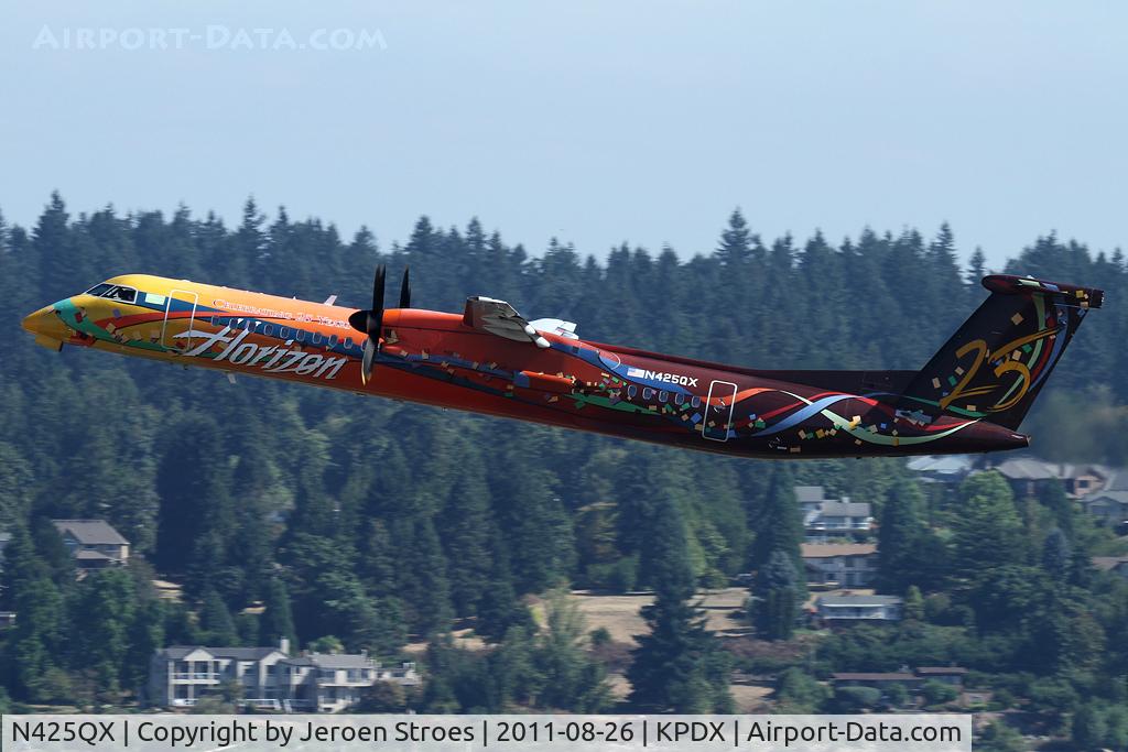 N425QX, 2001 De Havilland Canada DHC-8-402 Dash 8 C/N 4039, very nice