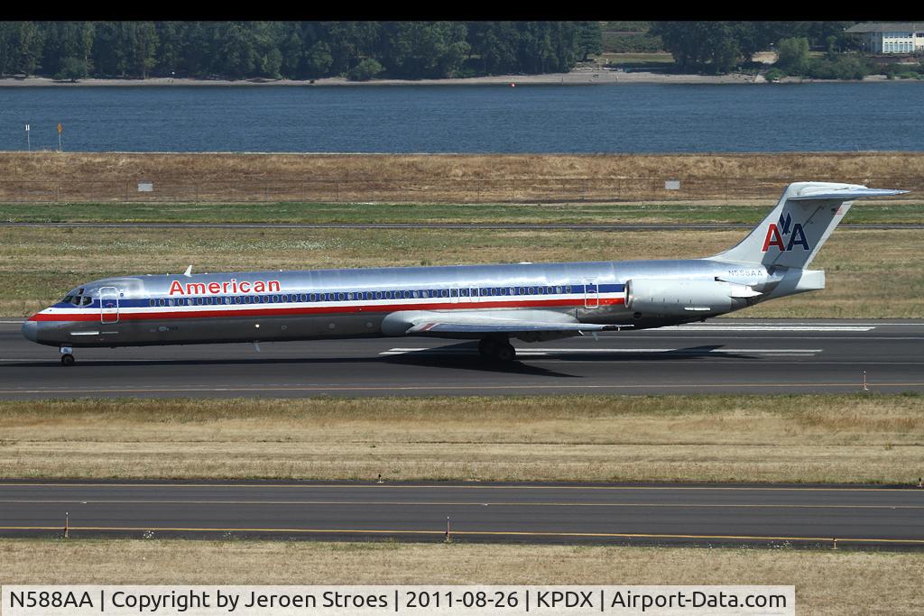 N588AA, 1991 McDonnell Douglas MD-83 (DC-9-83) C/N 53251, long fuselage