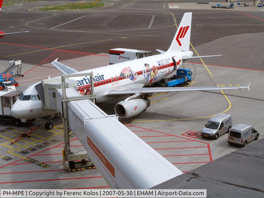 PH-MPE, 2003 Airbus A320-232 C/N 1945, AMS