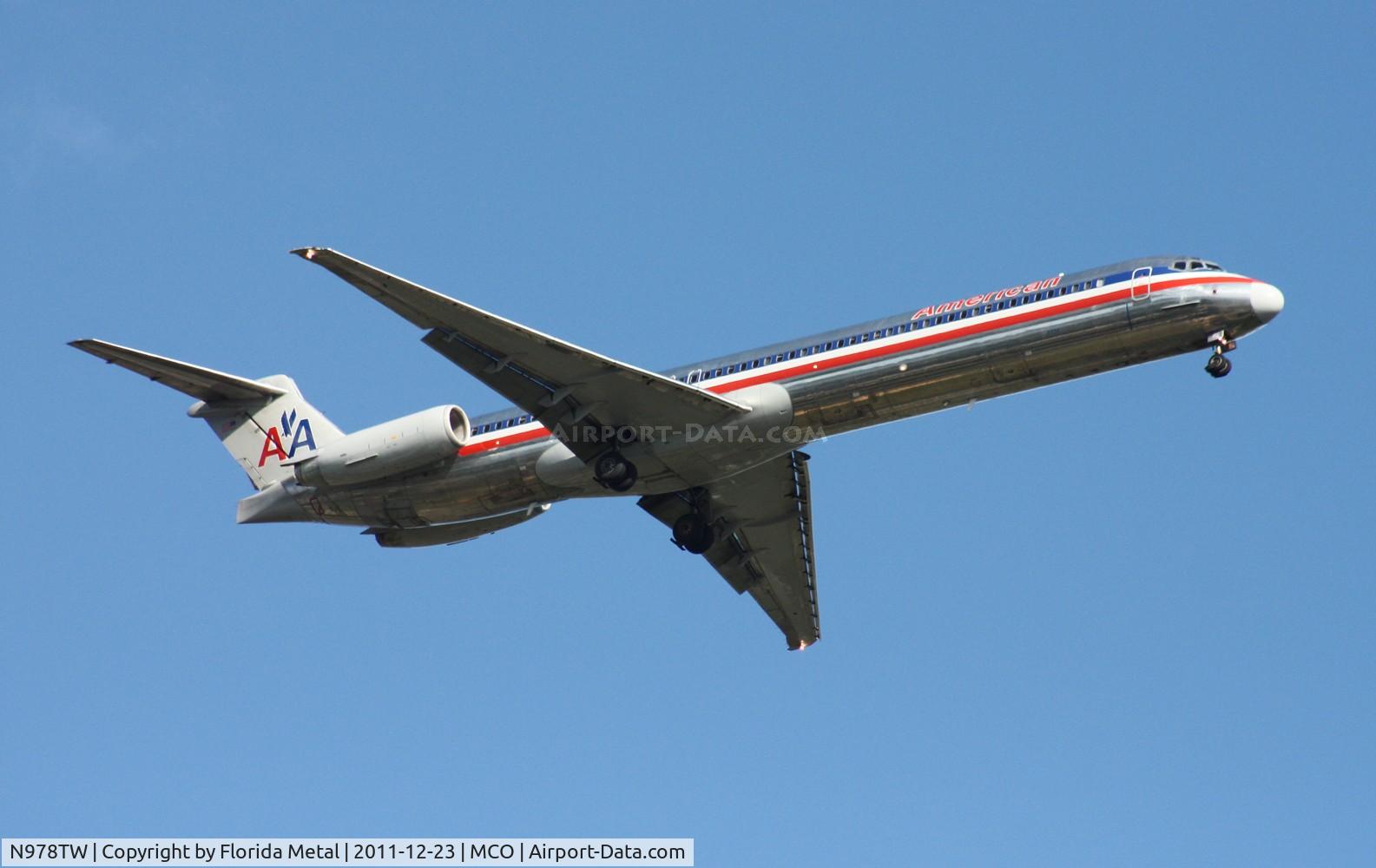 N978TW, 1999 McDonnell Douglas MD-83 (DC-9-83) C/N 53628, American MD-83