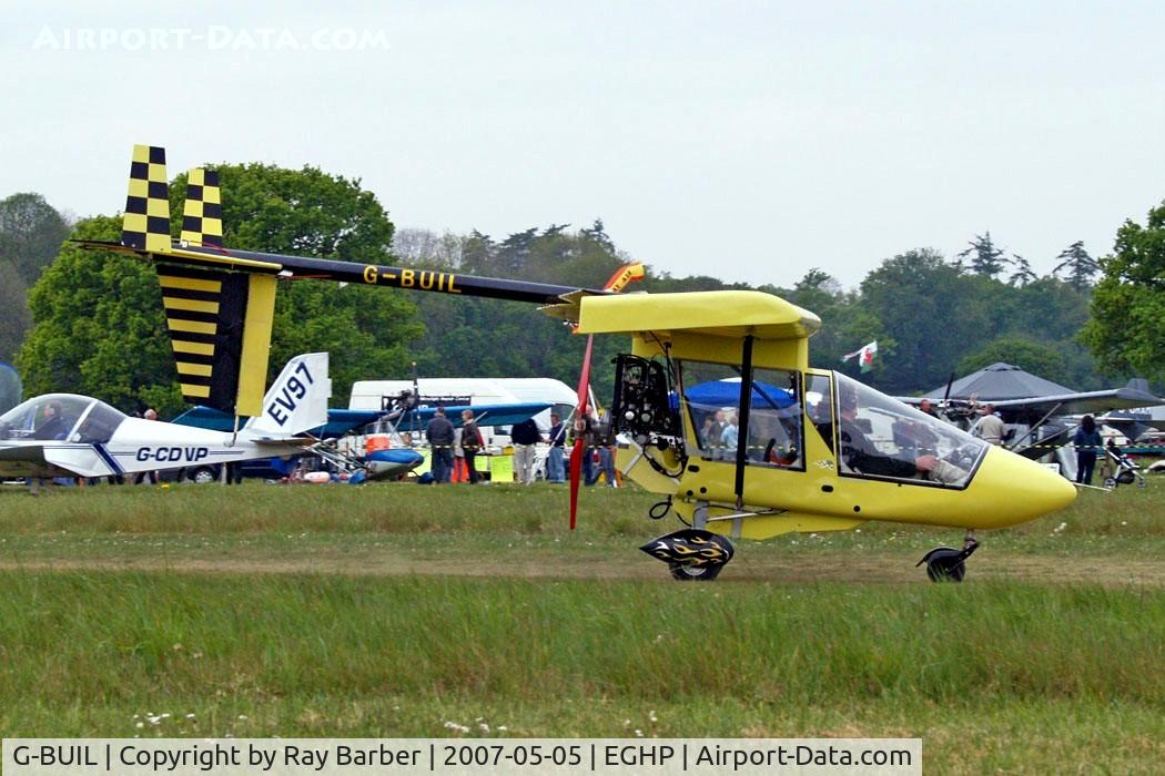 G-BUIL, 1993 CFM Streak Shadow C/N PFA 206-12121, Just landed.